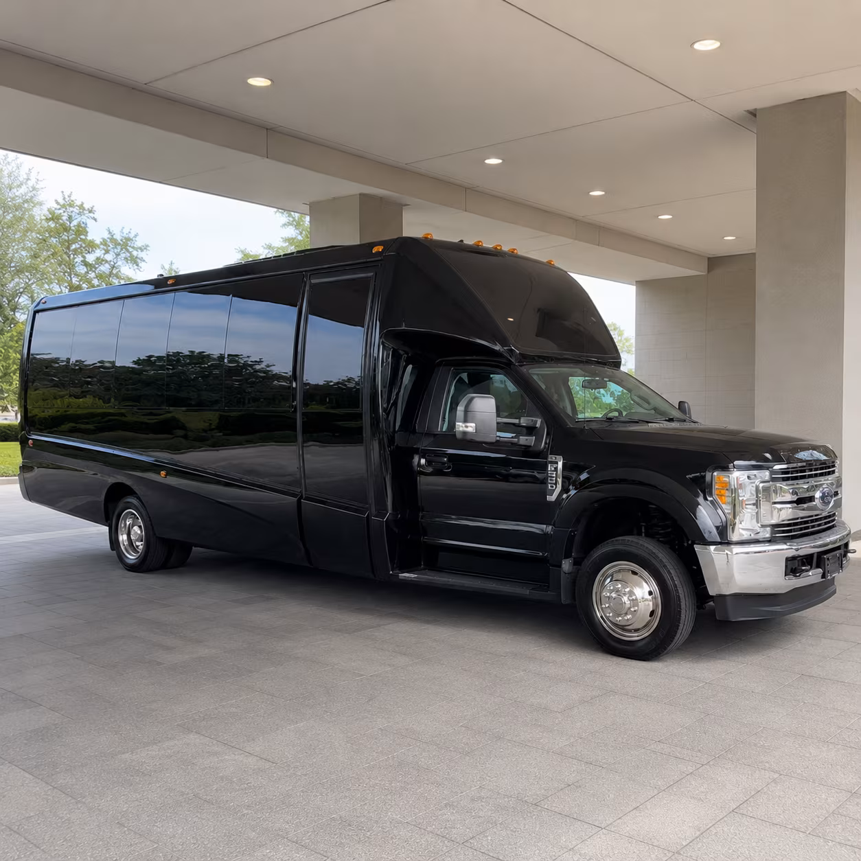 Hillsboro Birthday, Sweet 16, & Quinceañera Party Bus Rentals