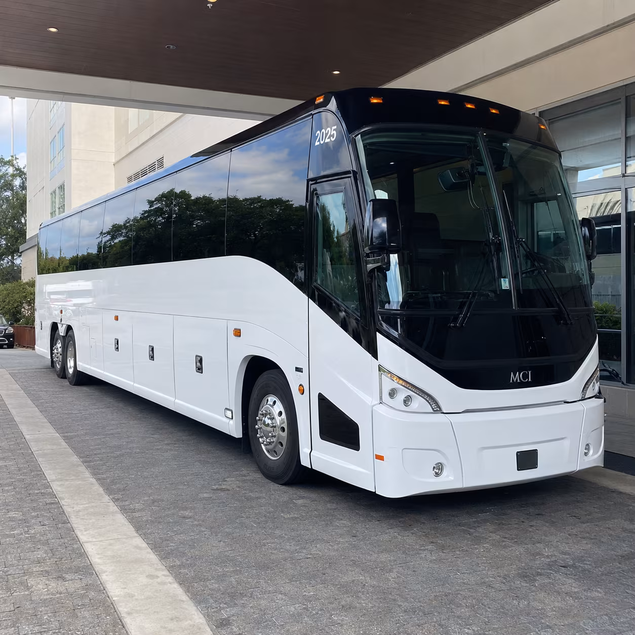 Portland Airport Shuttle & Transportation party bus exterior