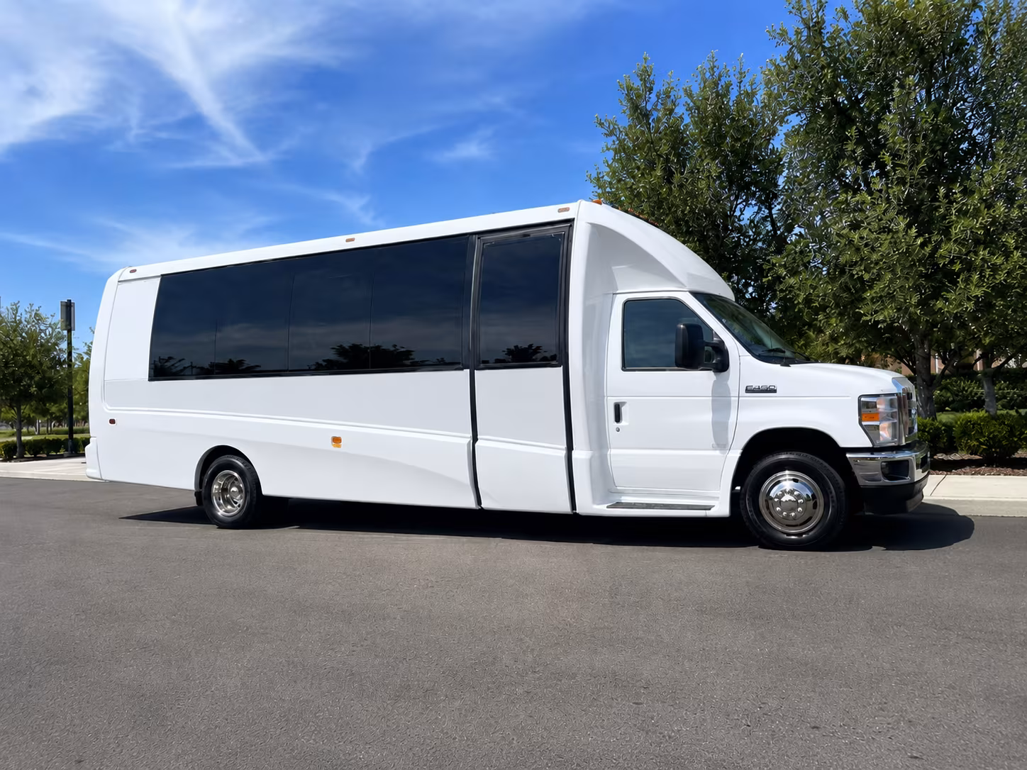 Salem Wedding Transportation & Shuttle Service