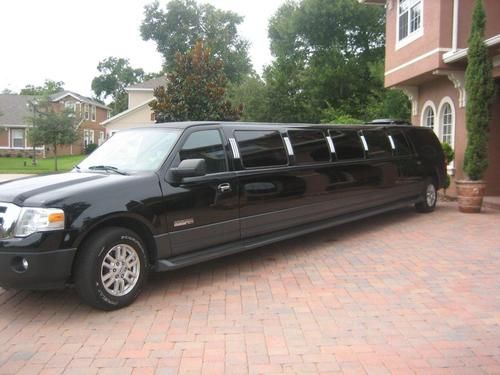 Portland 15 Passenger Limo